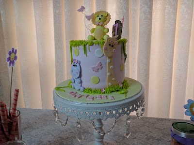 Photos of Pink Swirl Cakes Negombo