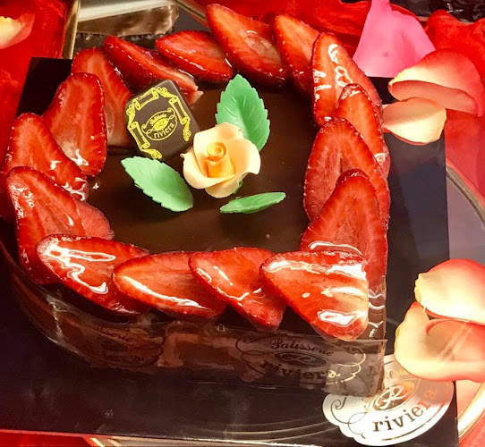 Τρίτωνος 119, Παλαιό Φάληρο 175 62