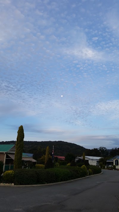 Photos of Serpentine Falls Park Home and Tourist Village