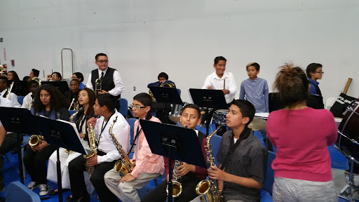 Lakeside Middle School Gallery - United States