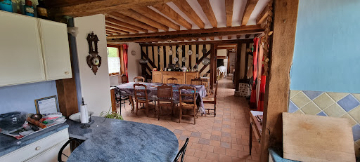 Photo de Gite Pays D' auge avec piscine chauffée couverte à Livarot (14140)