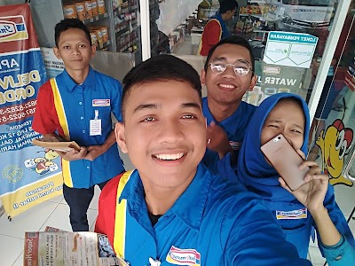 Photos of Indomaret - Lintas Kalimantan Km. 9