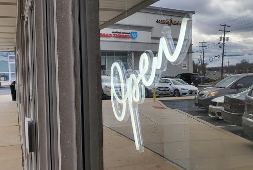 Salon Celí Gallery - United States