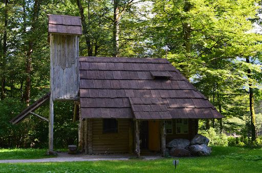 Hermitage of Gurnemanz Logo
