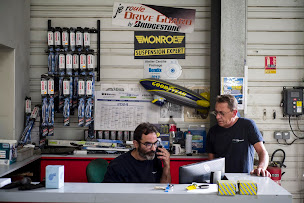 Photo n°6 de Pneus & Services Challandais - Groupe SOFRAP à Challans (Magasin de pneus)