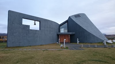 Photos of Bl&ouml;ndu&oacute;skirkja