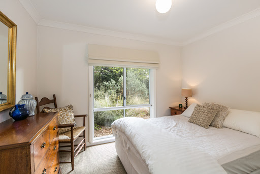 ANGLESEA VIEWS Holiday Home Anglesea - Thumbnail