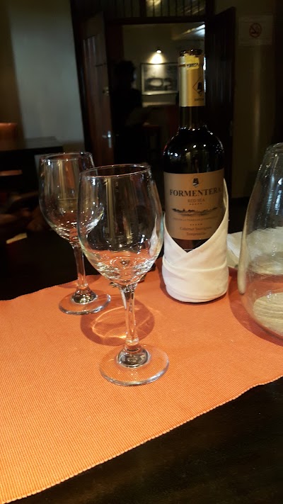 Photos of Que Pasa Bar & Bistro
