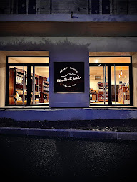 Photo n°4 de Nénette et Justin à Simiane-Collongue (Épicerie)