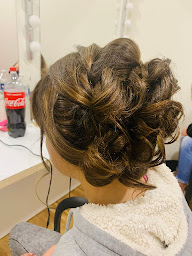 Photo n°7 de Mlle Coiff à Le Sequestre (Maquilleur.euse)