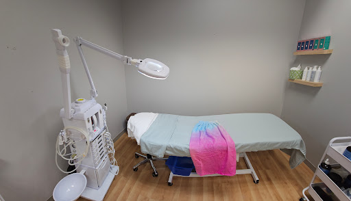 A & U beauty Salon and Spa