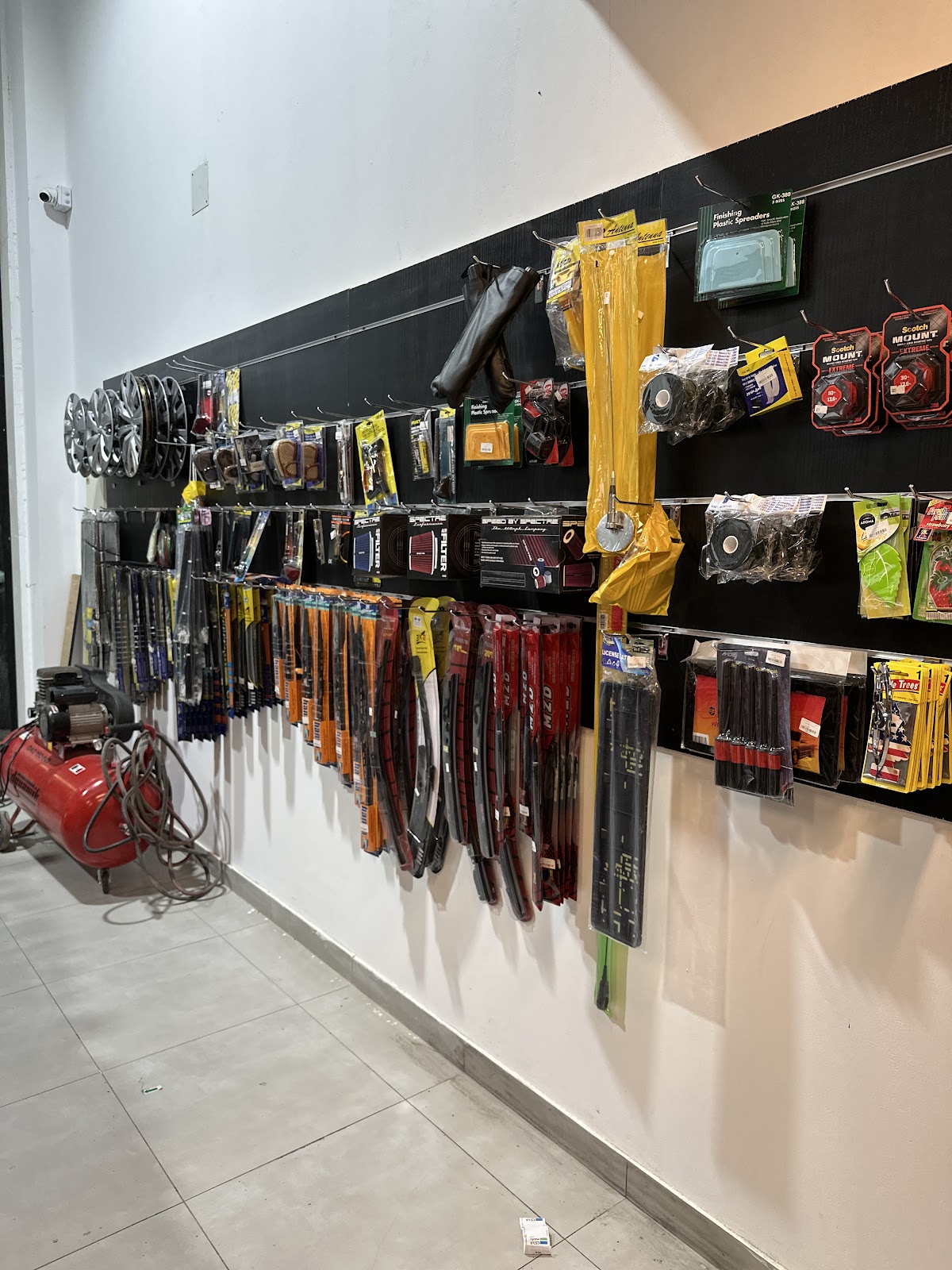 ركن غزارة لزينة السيارات - صورة 3