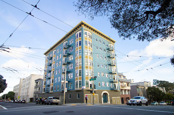 500 Stanyan Apartments by null