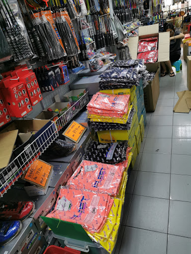 AH.Lee LOCKSMITH&EA SPORT GOODS