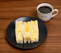 カフェ三番館 江坂公園店