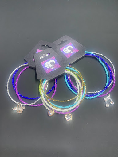 Nikki’s Canvas Jewelry - Thumbnail