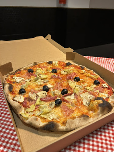 Mamma Lucia Pizzeria