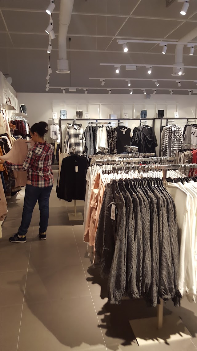 Mango Outlet