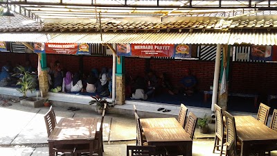 Photos of RM Merbabu Penyet