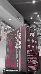 Photo n°2 de Royaume Smoke - Chicha & Cigarette Electronique à Paris (Magasin)