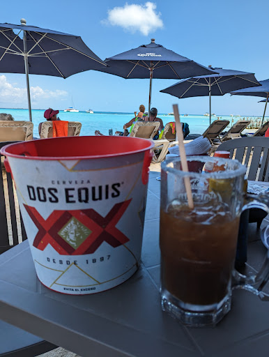 Chimbo's Beach Restaurant & Bar - Thumbnail