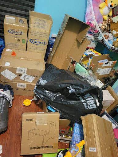Bargain Bins of Bloomington - Thumbnail