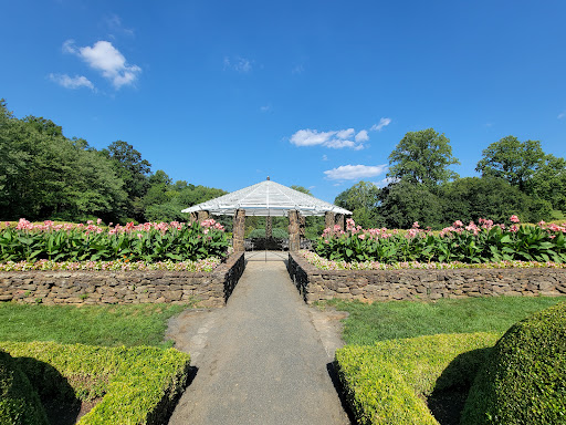 Deep Cut Gardens - Thumbnail