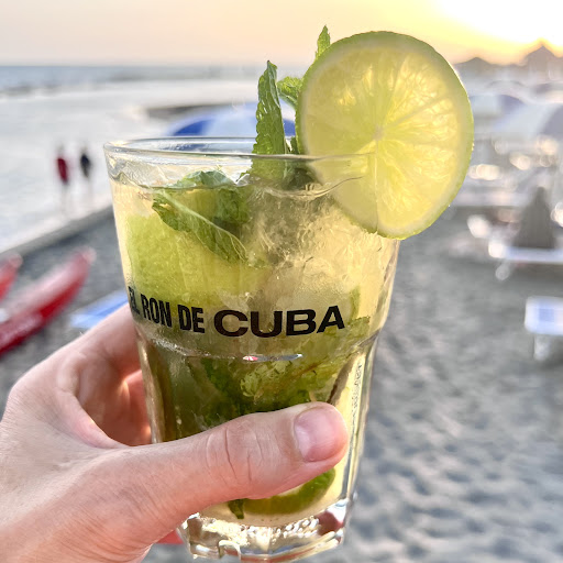 Vittoria Beach Bar - Thumbnail
