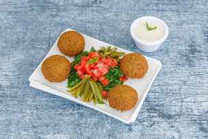 Photo n°10 de Chez Marwan - restaurant libanais MARSEILLE 13005 à Marseille (Restaurant libanais)