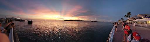 Sunset Waterfront Shoppes - Thumbnail