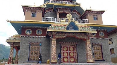Photos of Ugyen Pema Woedling Zangthopelri