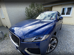 Photo n°1 de Transport Gilou VTC Vallon à Vallon-Pont-d'Arc (Service de transport et d'accompagnement)