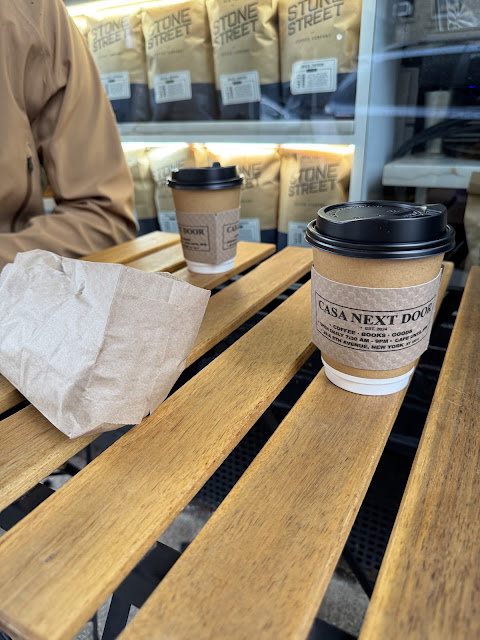 CASA NEXT DOOR by null