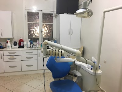 Photos of Centre dentaire de berrchid Dr JABIR Abdelhakim Parodontologie Implantologie Facettes Chirurgie oral