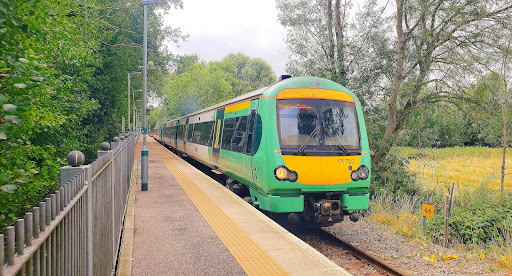 Uckfield - Visual