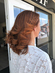 Photo n°10 de Infini'Tif à Châlons-en-Champagne (Salon de coiffure)