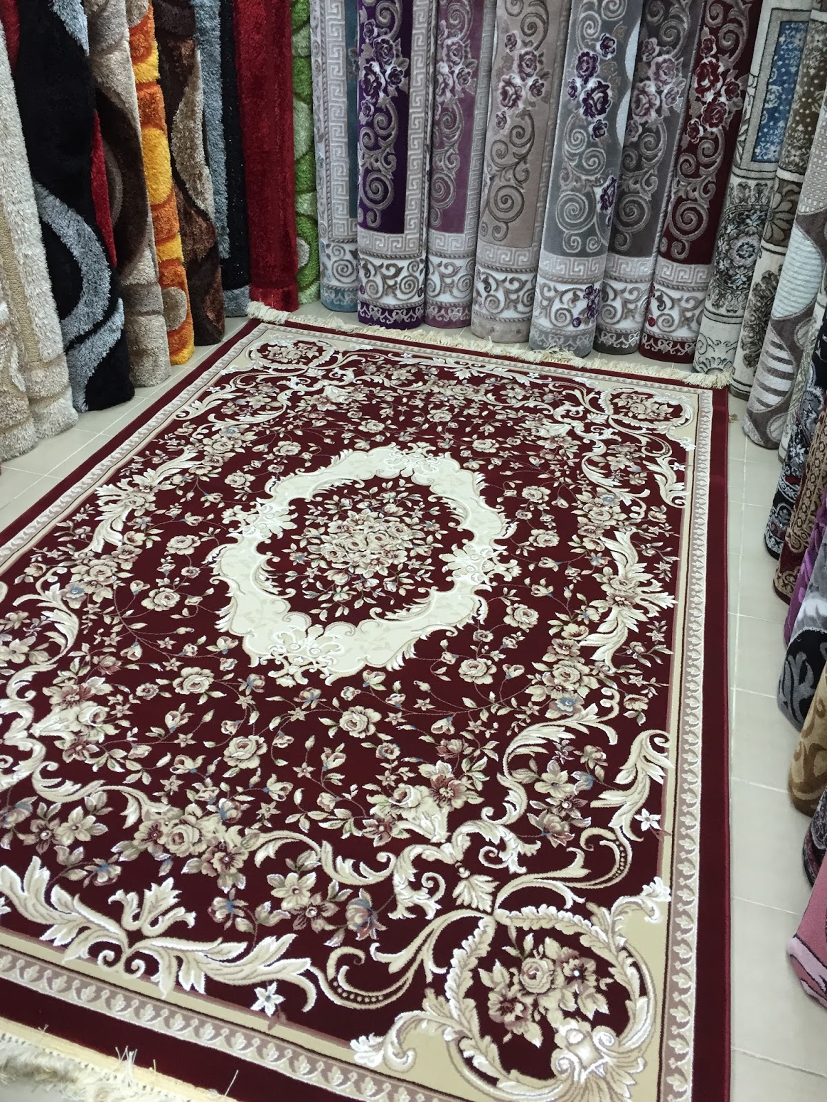 Saryon Carpets LLC