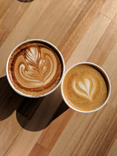 Hugs - Visual