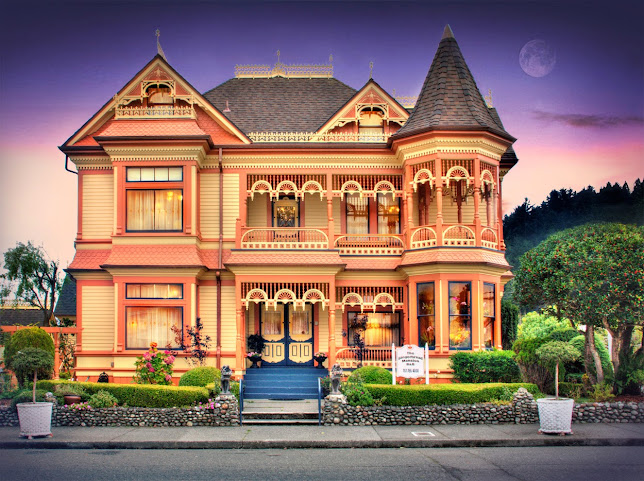 Gingerbread Mansion Inn by null