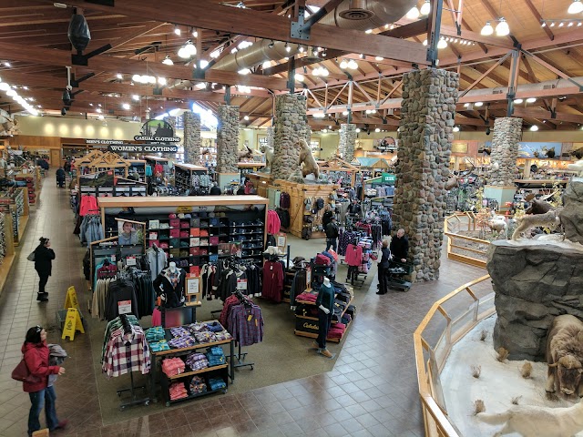 Bass Pro Shops