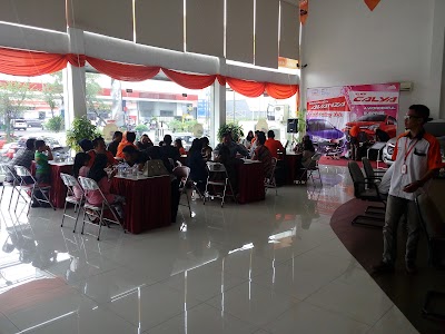Photos of TOYOTA SIDOARJO RISWAN : 0853 3128 2000 (Tlp/WA)