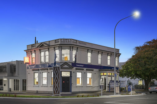 Property Brokers Levin