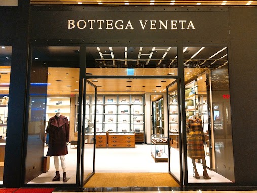 Bottega Veneta Taipei Breeze Xin Yi Store, Author: Koyo Wu