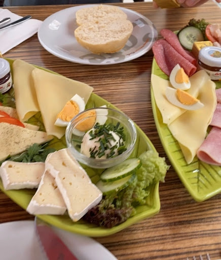 Café Tante Clair - Thumbnail