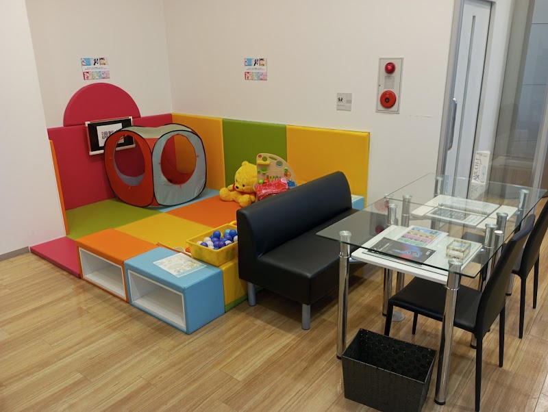 日産プリンス奈良販売（株） 生駒店