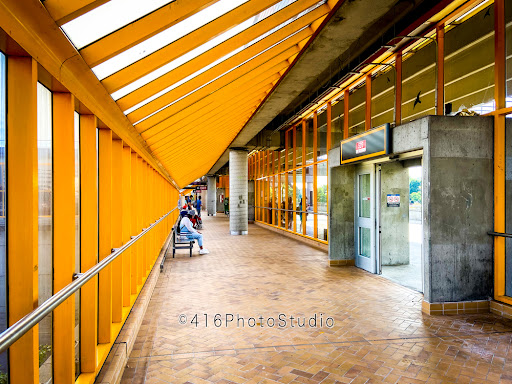 Lawrence West Station - Thumbnail