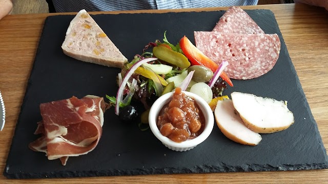 Taymouth Marina Restaurant