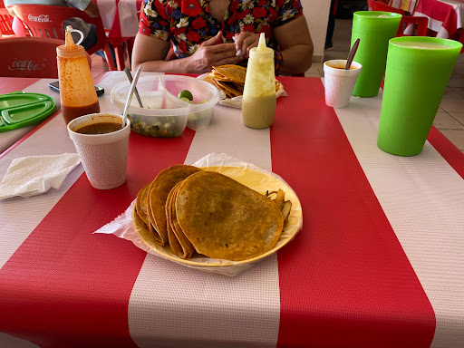 Tacos de Barbacoa "El Trapiche " - Thumbnail