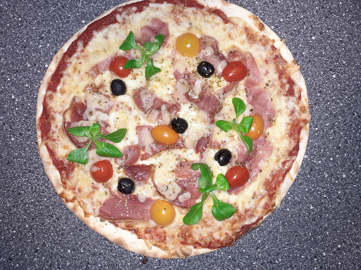 Photo 3 - La Squadra Pizzeria