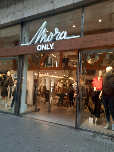 Mora ONLY - Visual
